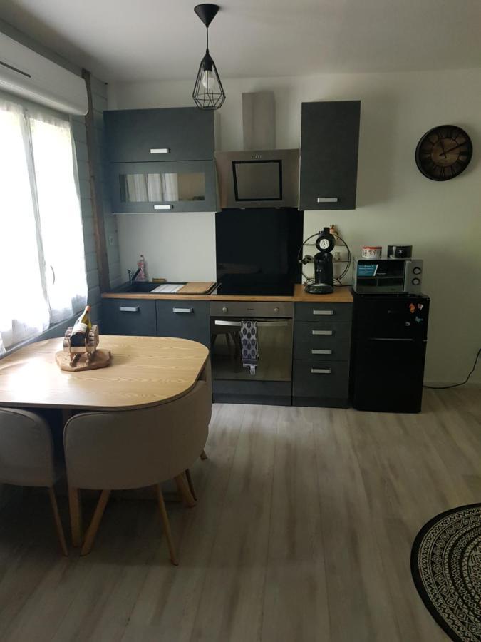 Appartement Cosy Calme A L'Oree Du Bois コルニモン エクステリア 写真